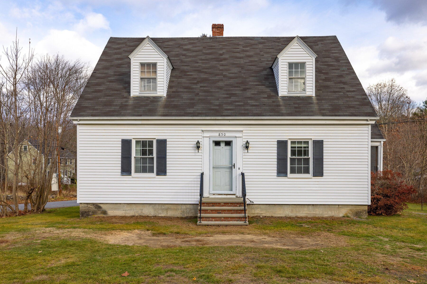 850 Main Street Eliot, ME 03903 - Photo 2 of 30 seacoastrephoto-101_71