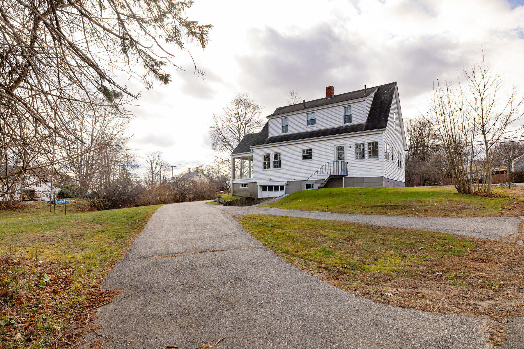 850 Main Street Eliot, ME 03903 - Photo 5 of 30 seacoastrephoto-112_685