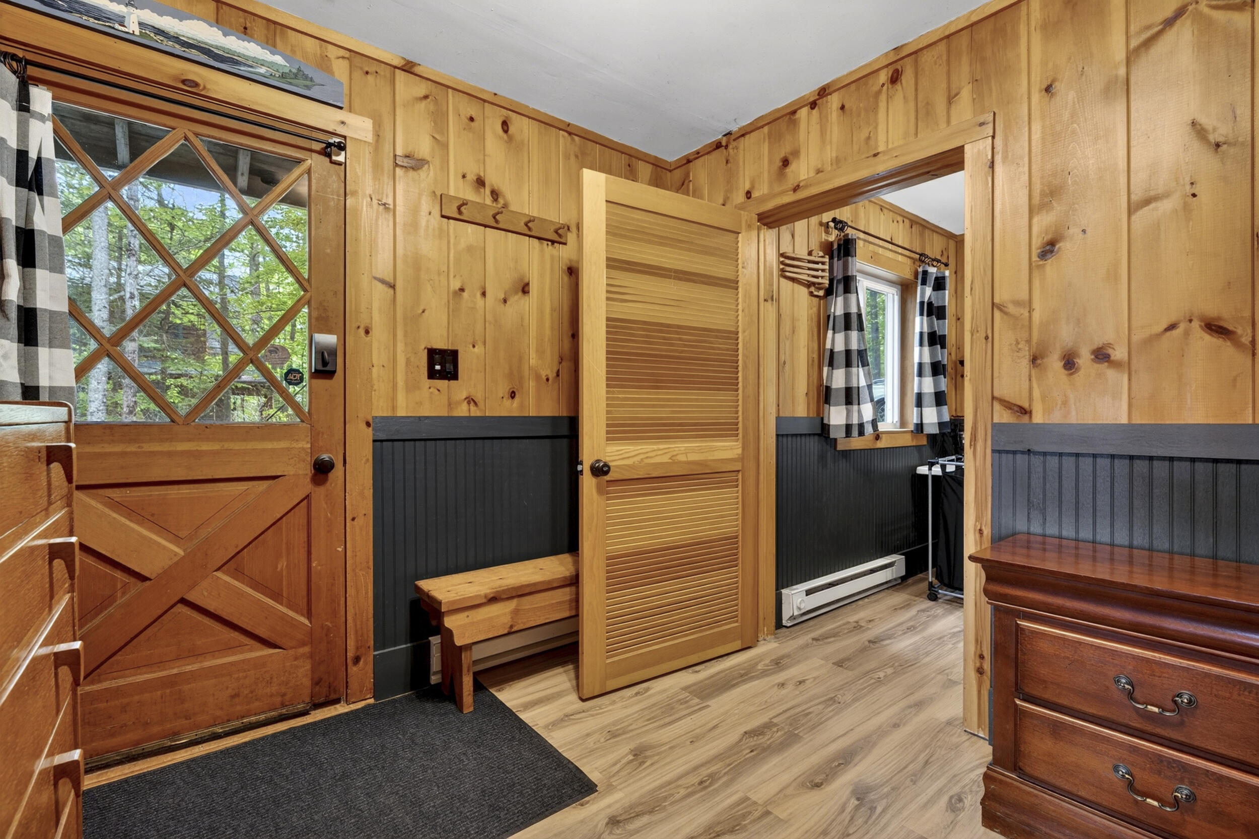 137 Fish Hook Road Oxford, ME 04270 - Photo 34 of 78 Entry/Mudroom