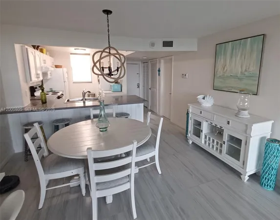 $2,000 | 9900 South Ocean Drive, Unit 106, Jensen Beach, FL 34957