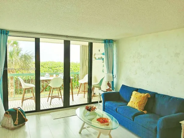 $2,000 | 9900 South Ocean Drive, Unit 106, Jensen Beach, FL 34957