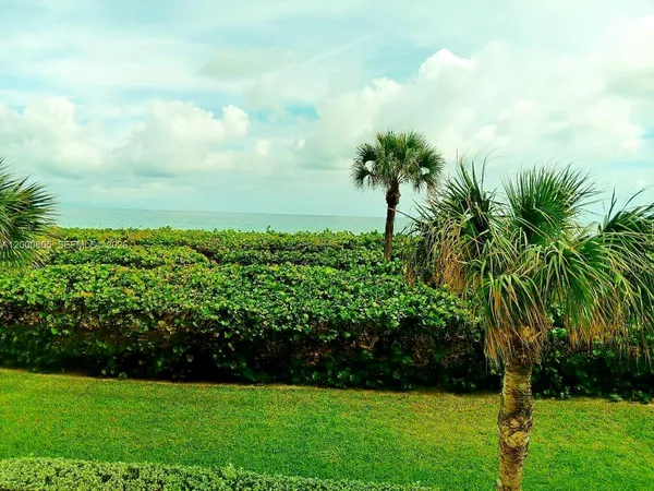 $2,000 | 9900 South Ocean Drive, Unit 106, Jensen Beach, FL 34957