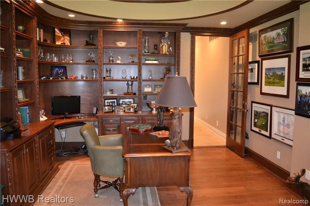 2693 Heights View Court Rochester, MI 48306 - Photo 40 of 95
