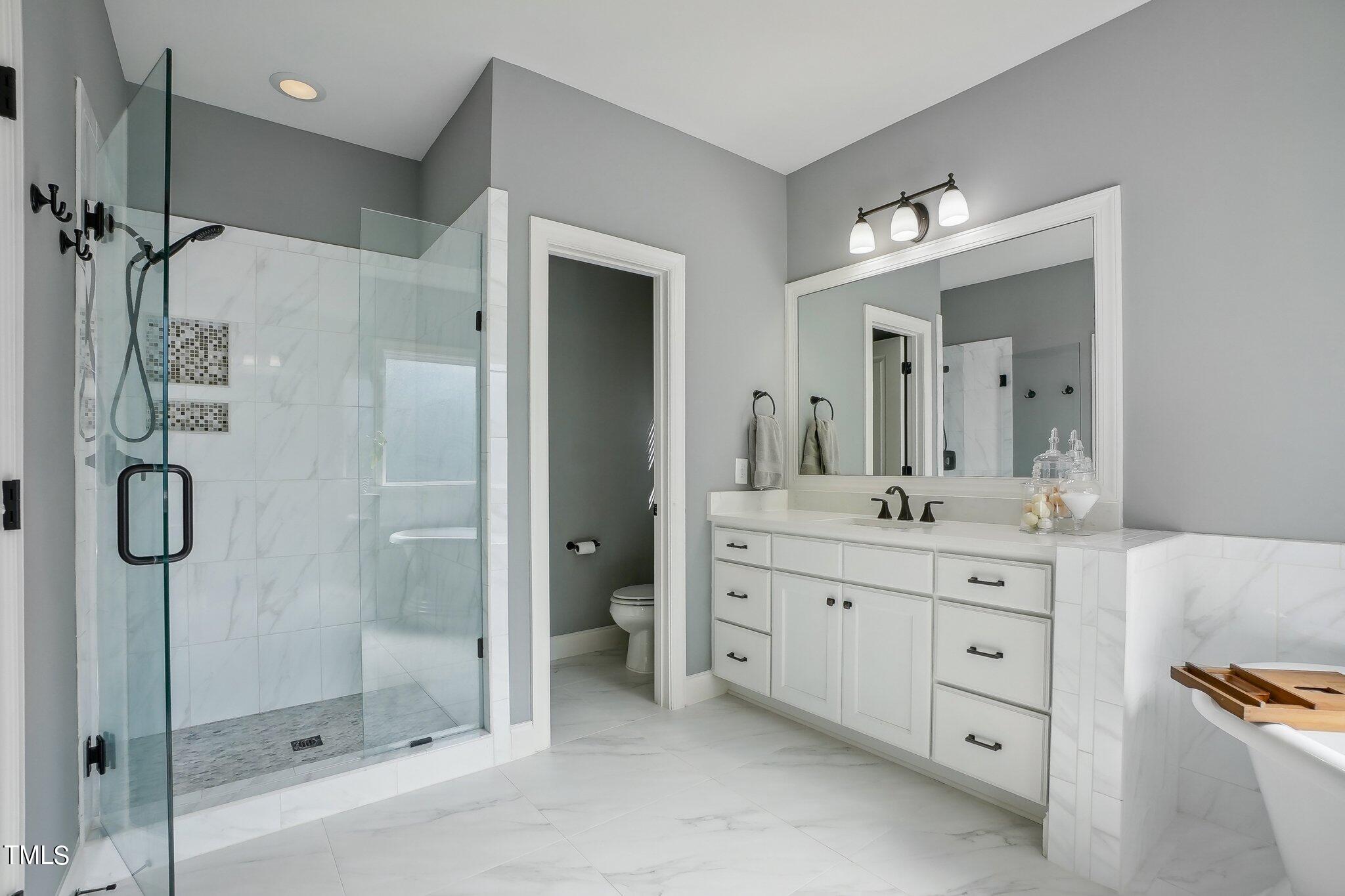 103 Pineland Circle Raleigh, NC 27606 - Photo 22 of 62 Pineland Cir-023