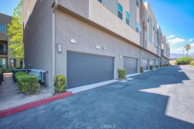 $618,000 | 661 Sawyer Place, Upland, CA 91786