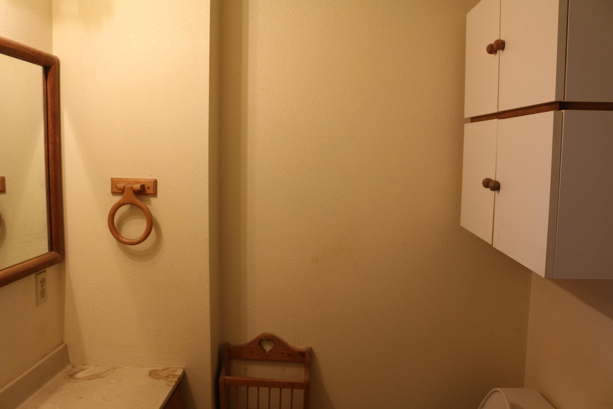 21754 Barnes Ranch Road Cottonwood, CA 96022 - Photo 31 of 42 Bath Downstairs