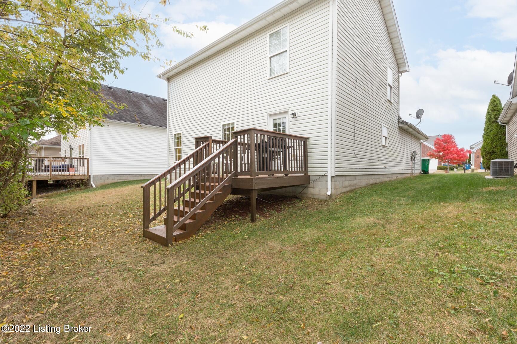 6911 Fernview Road Louisville, KY 40291 - Photo 37 of 40 6911 Fernview-36
