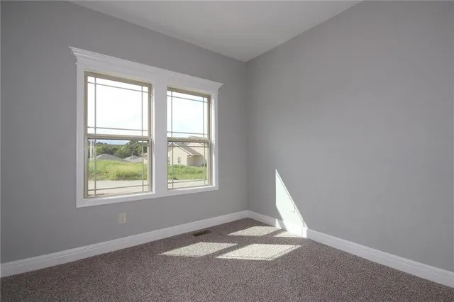 $520,440 | 11440 North Auburndale Circle, Kansas City, MO 64157