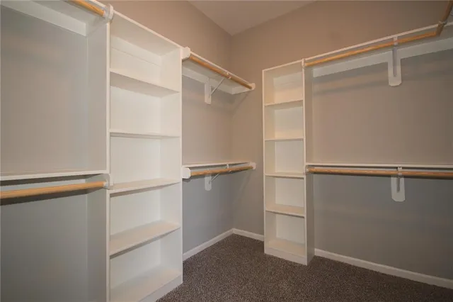 $520,440 | 11440 North Auburndale Circle, Kansas City, MO 64157