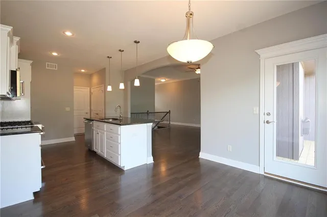 $520,440 | 11440 North Auburndale Circle, Kansas City, MO 64157