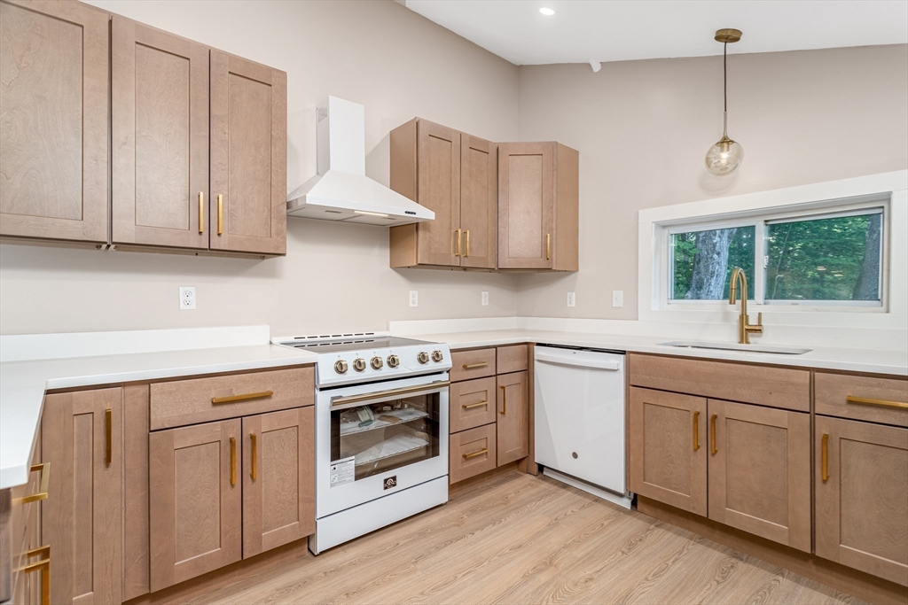 410 Barre Road Phillipston, MA 01331 - Photo 8 of 42 Gallery Image 8