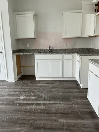 $284,900 | 204 Darlington Drive, Dickson, TN 37055