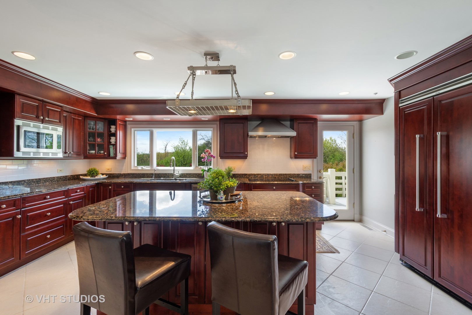 306 Ridge Road Barrington Hills, IL 60010 - Photo 6 of 38