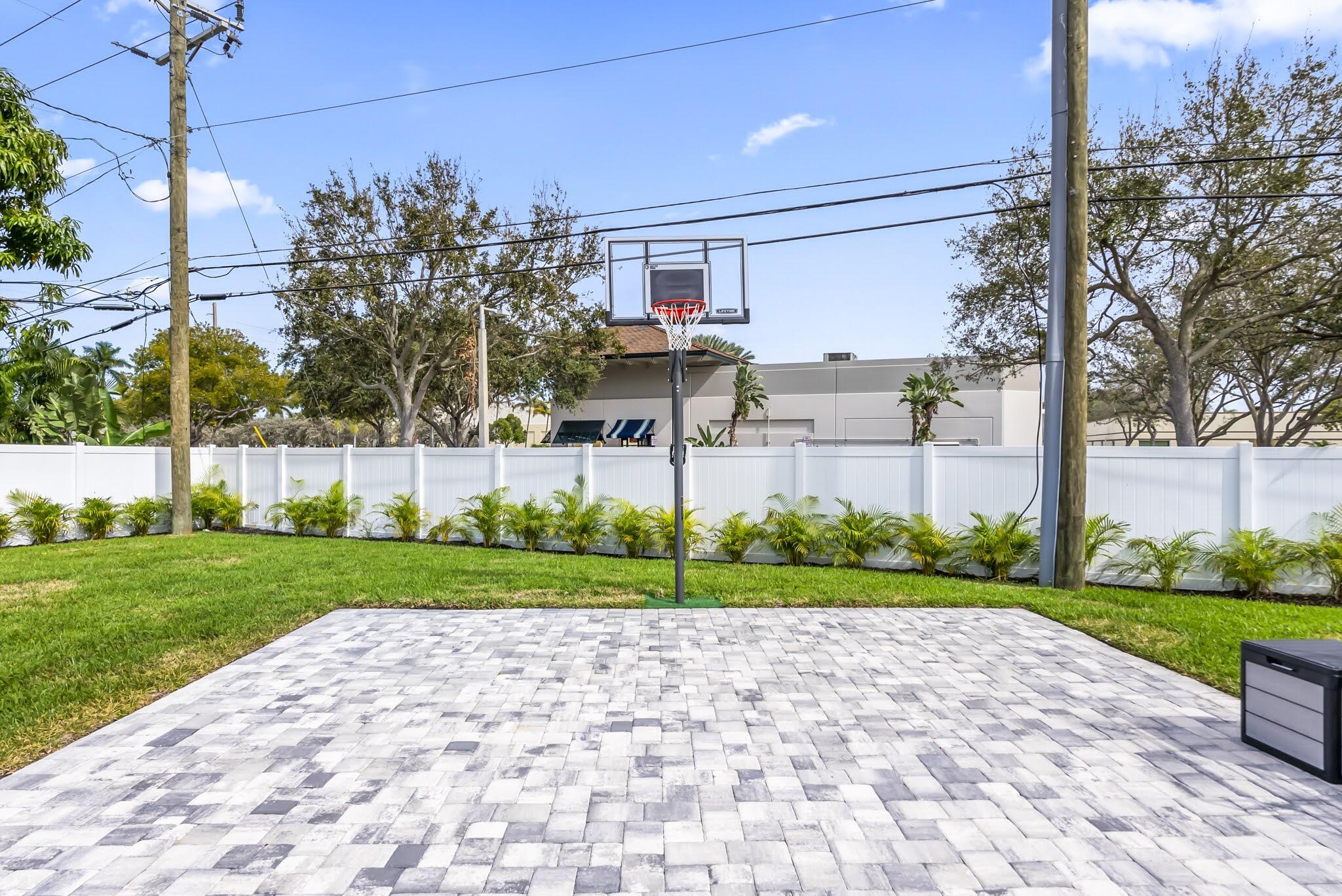 4990 Northwest 2nd Court Boca Raton, FL 33431 - Photo 15 of 41 DSC09025