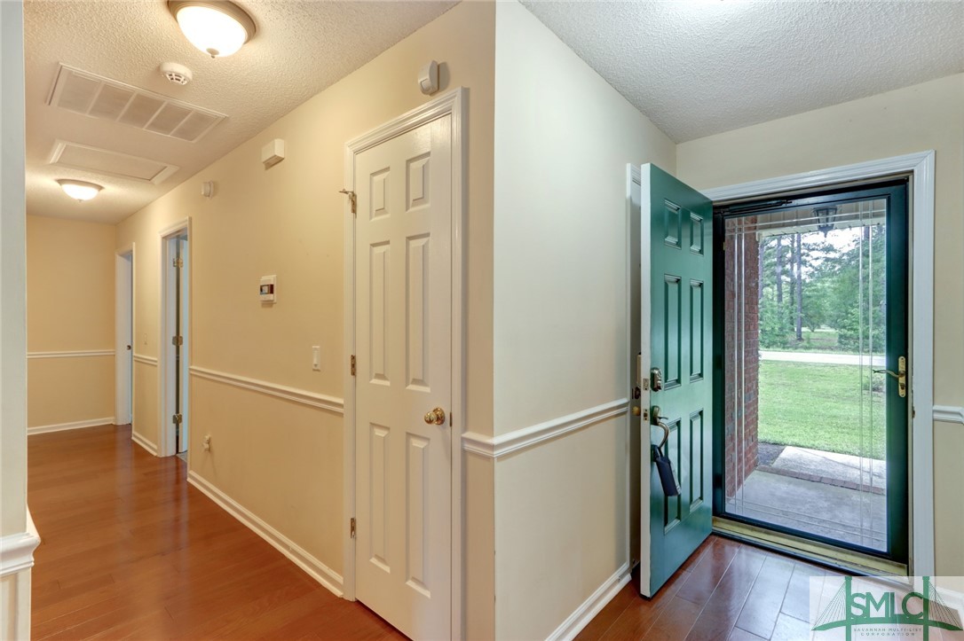 455 Mt Olivet Church Road Fleming, GA 31309 - Photo 4 of 28 Foyer