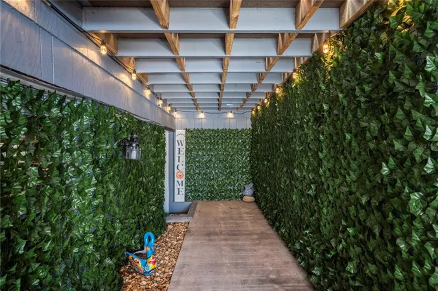 $975,000 | 2214 Coventry Avenue, Lakeland, FL 33803