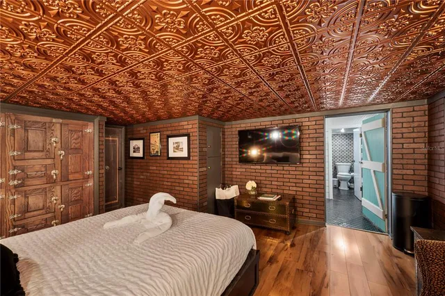 $975,000 | 2214 Coventry Avenue, Lakeland, FL 33803