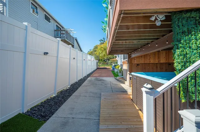 $975,000 | 2214 Coventry Avenue, Lakeland, FL 33803