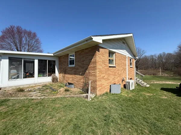 $250,000 | 5747 West B Avenue, Plainwell, MI 49080