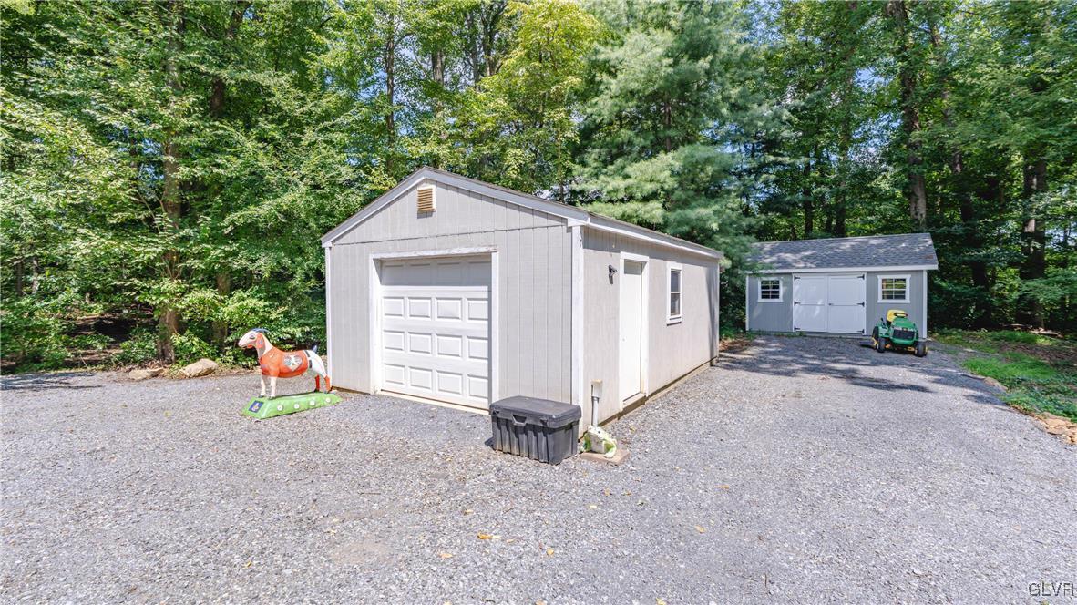 4081 Lilac Road Allentown, PA 18103 - Photo 26 of 30 Gallery Image 26