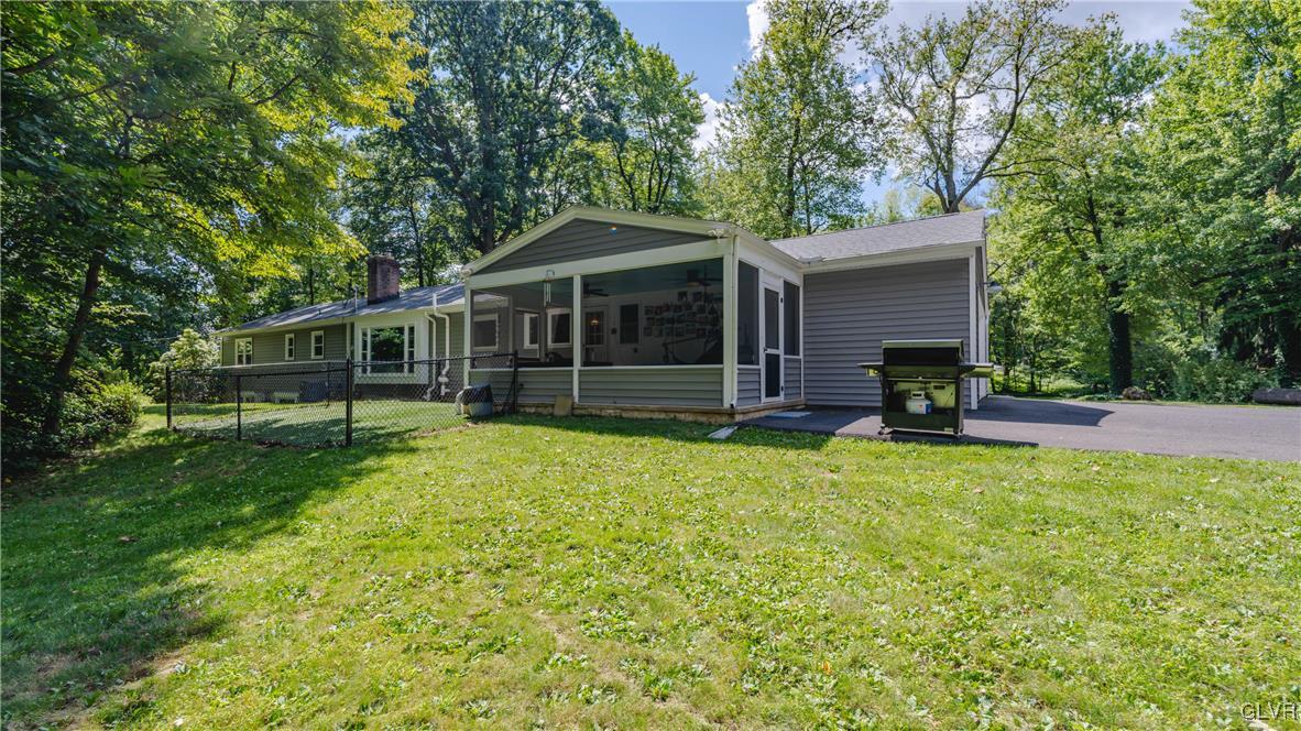 4081 Lilac Road Allentown, PA 18103 - Photo 27 of 30 Gallery Image 27