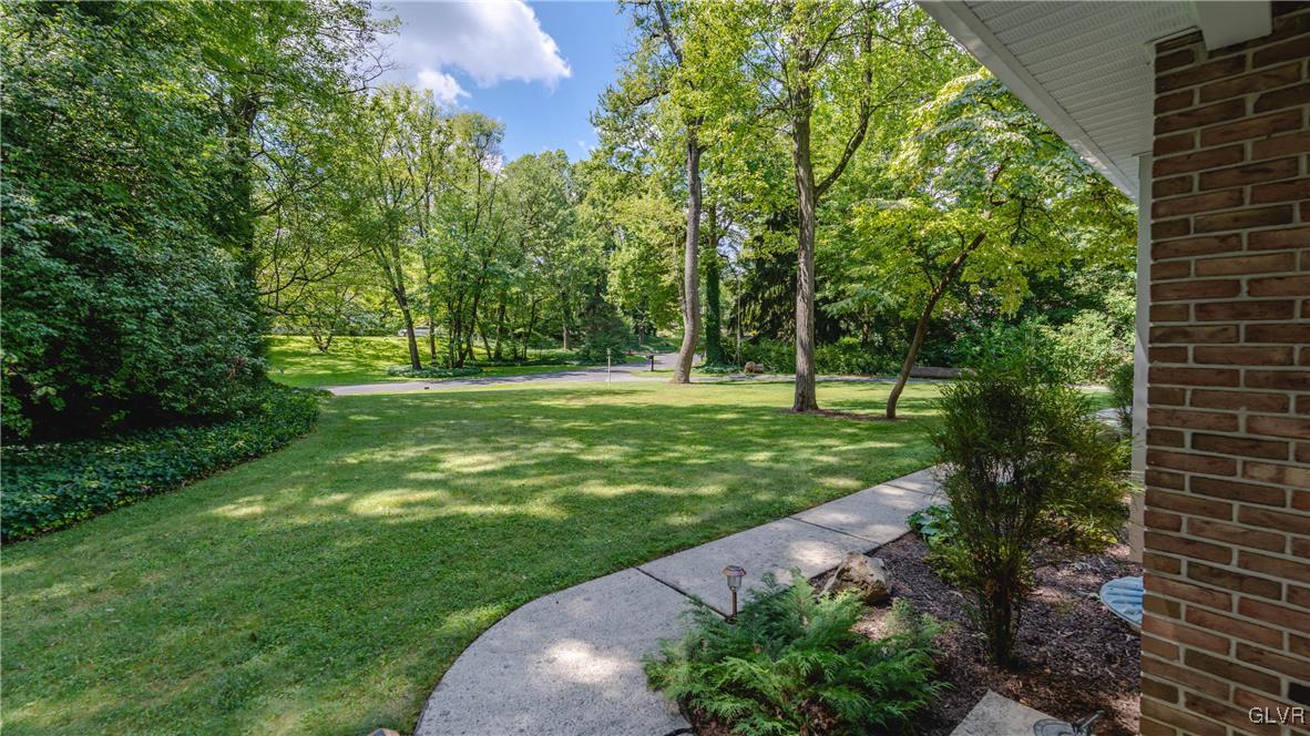 4081 Lilac Road Allentown, PA 18103 - Photo 29 of 30 Gallery Image 29
