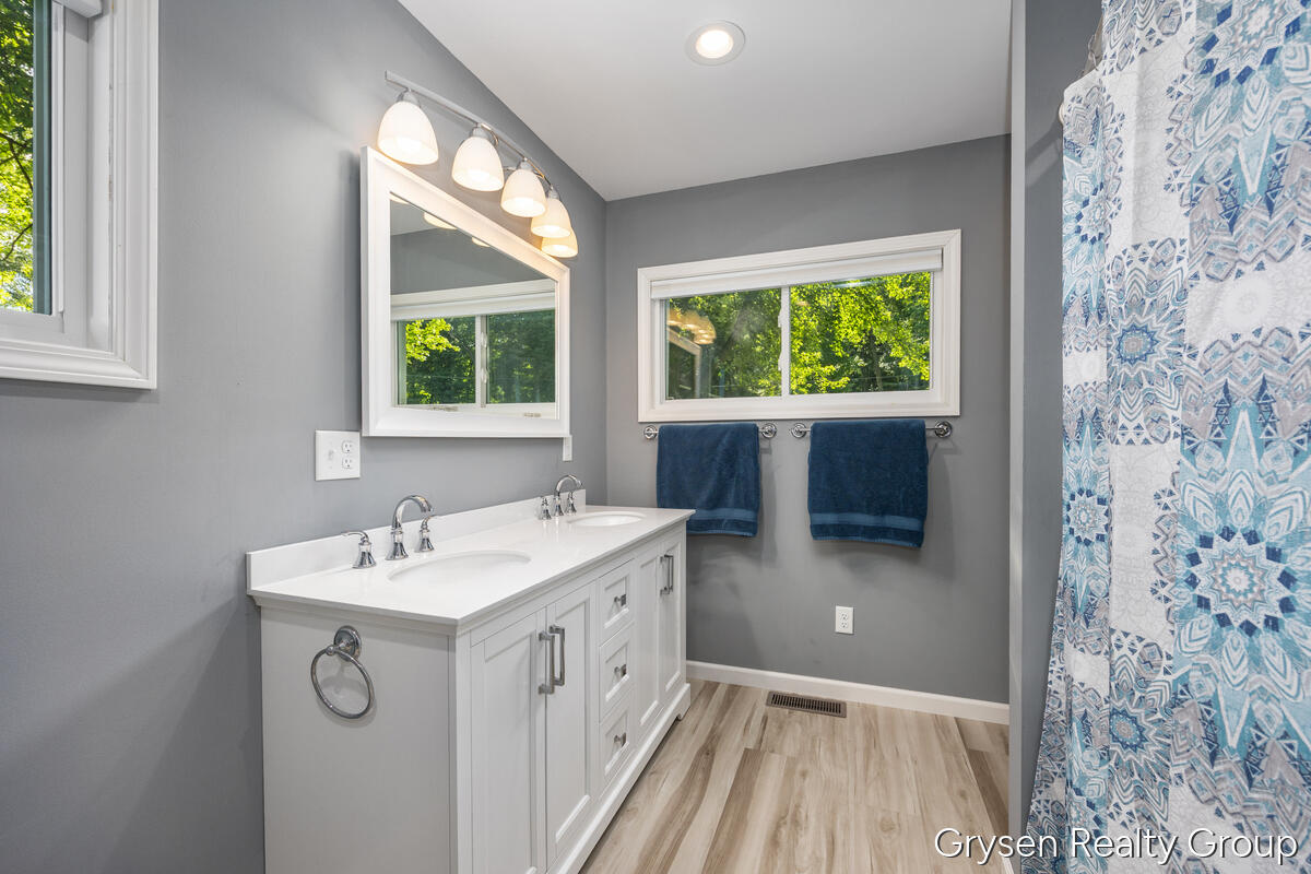63530 Zabel Shores Road Sturgis, MI 49091 - Photo 17 of 34 63530-Zabel-Shores_018