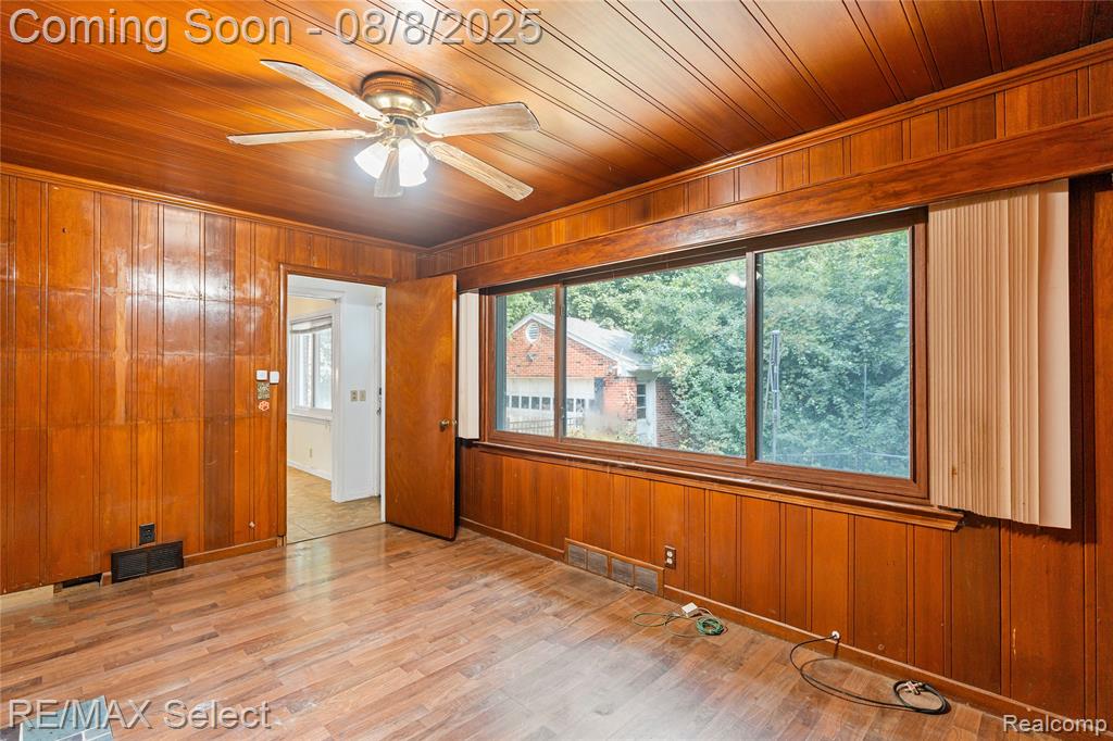 1941 Miller Road Flint, MI 48503 - Photo 24 of 30
