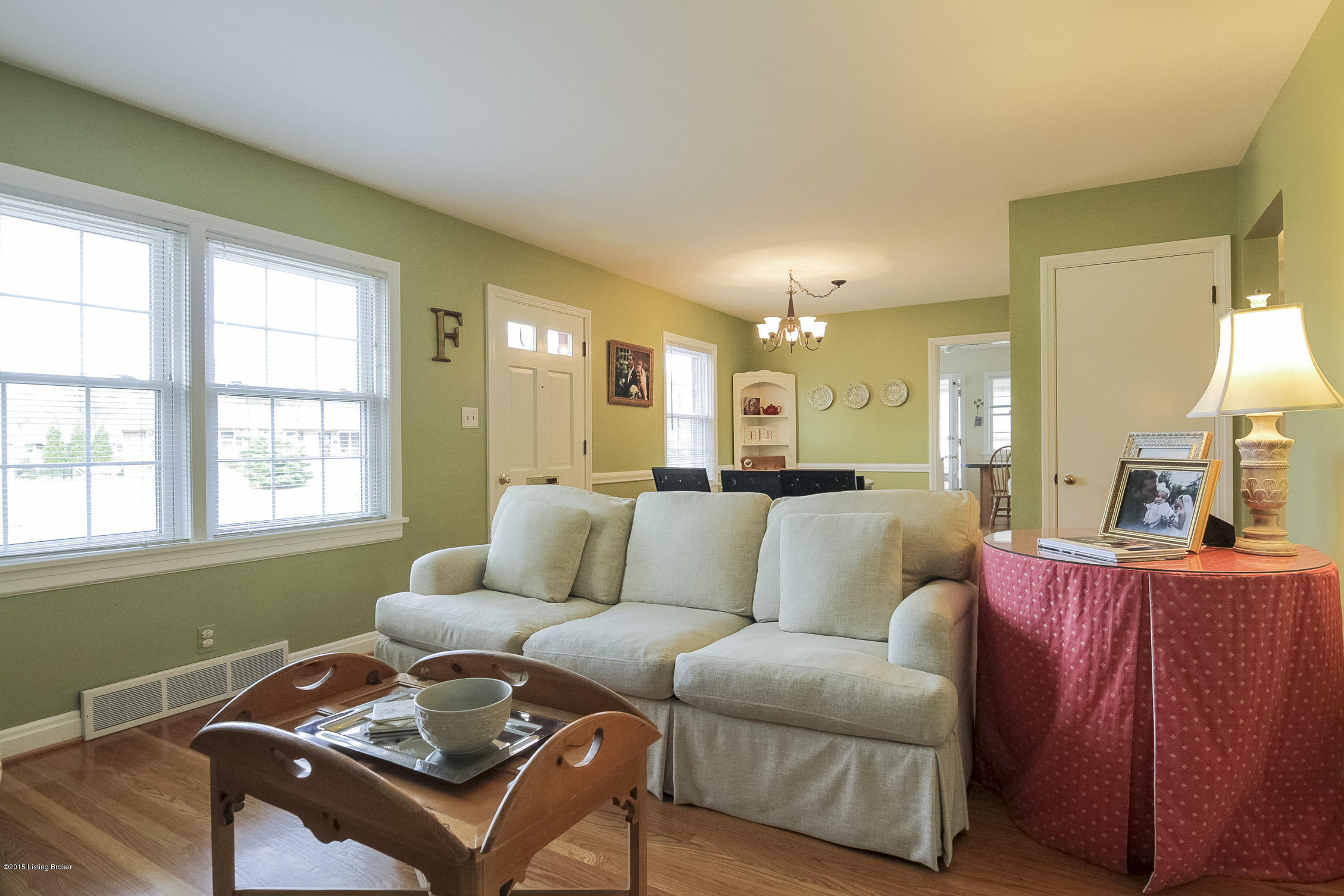 4308 Kinloch Road Louisville, KY 40207 - Photo 7 of 36 0017