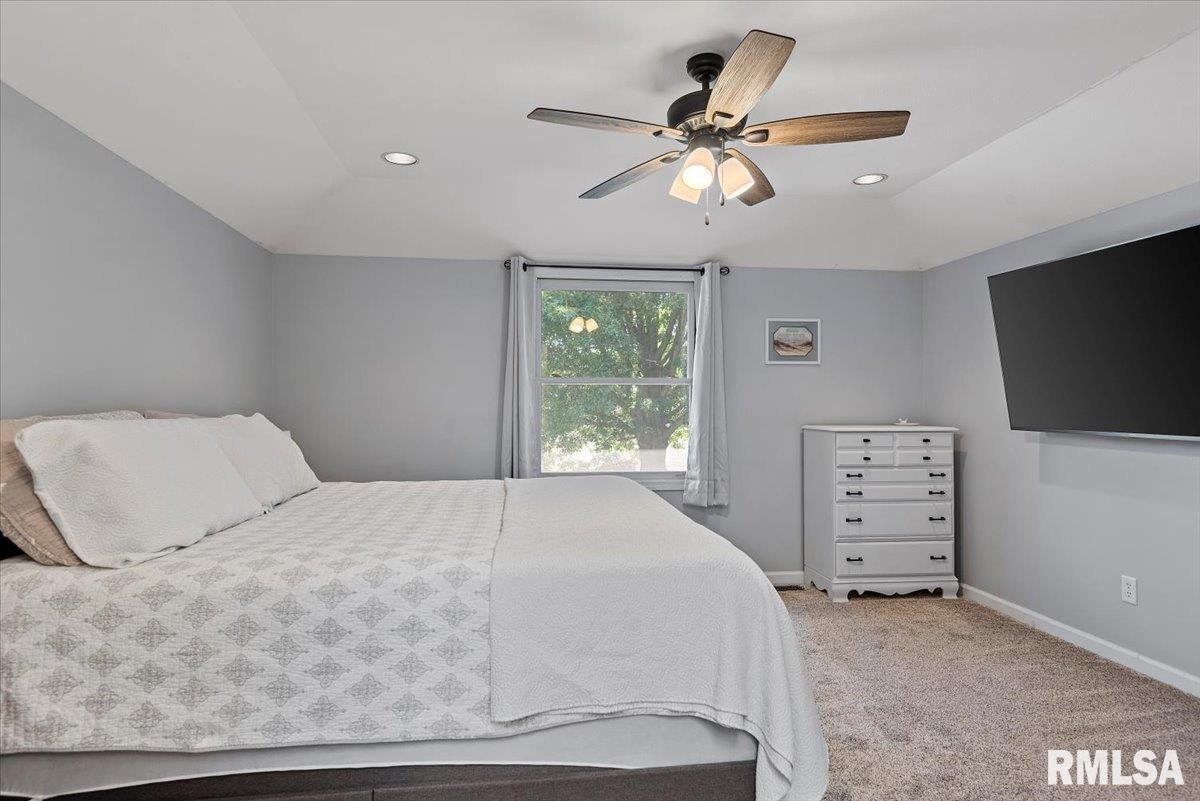 42 Royal Road Springfield, IL 62702 - Photo 20 of 39