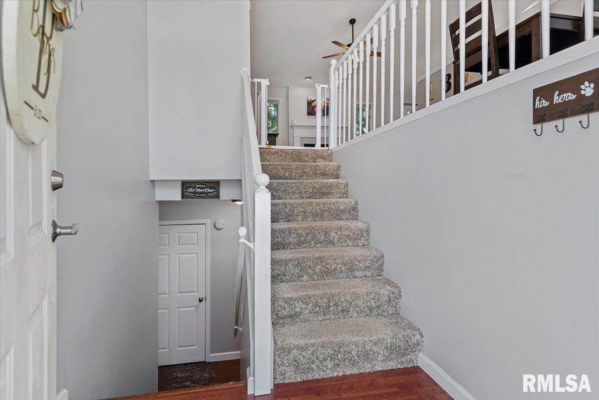 42 Royal Road Springfield, IL 62702 - Photo 4 of 39