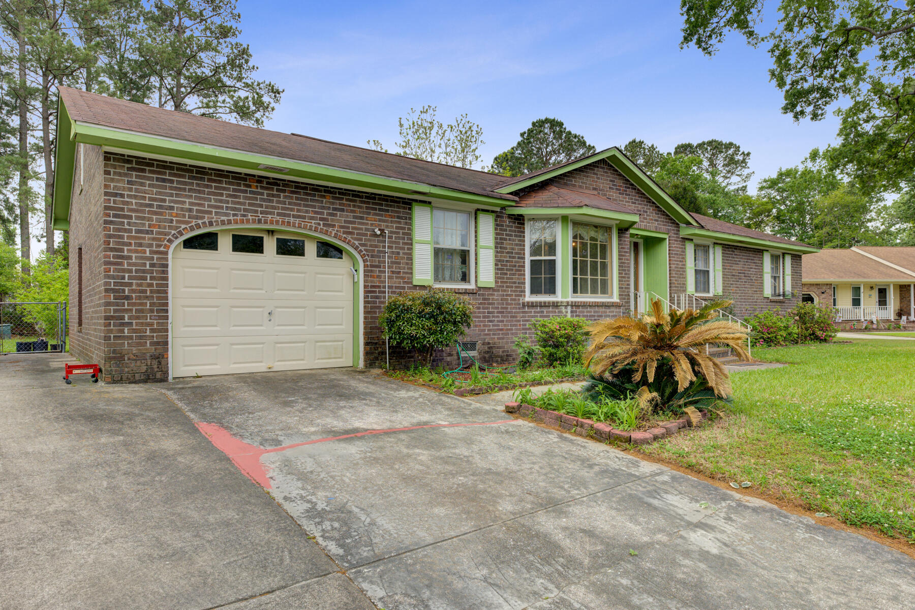 715 Cluster Pines Road Ladson, SC 29456 - Photo 3 of 36 715 Cluster Pines Rd, Ladson SC (3)
