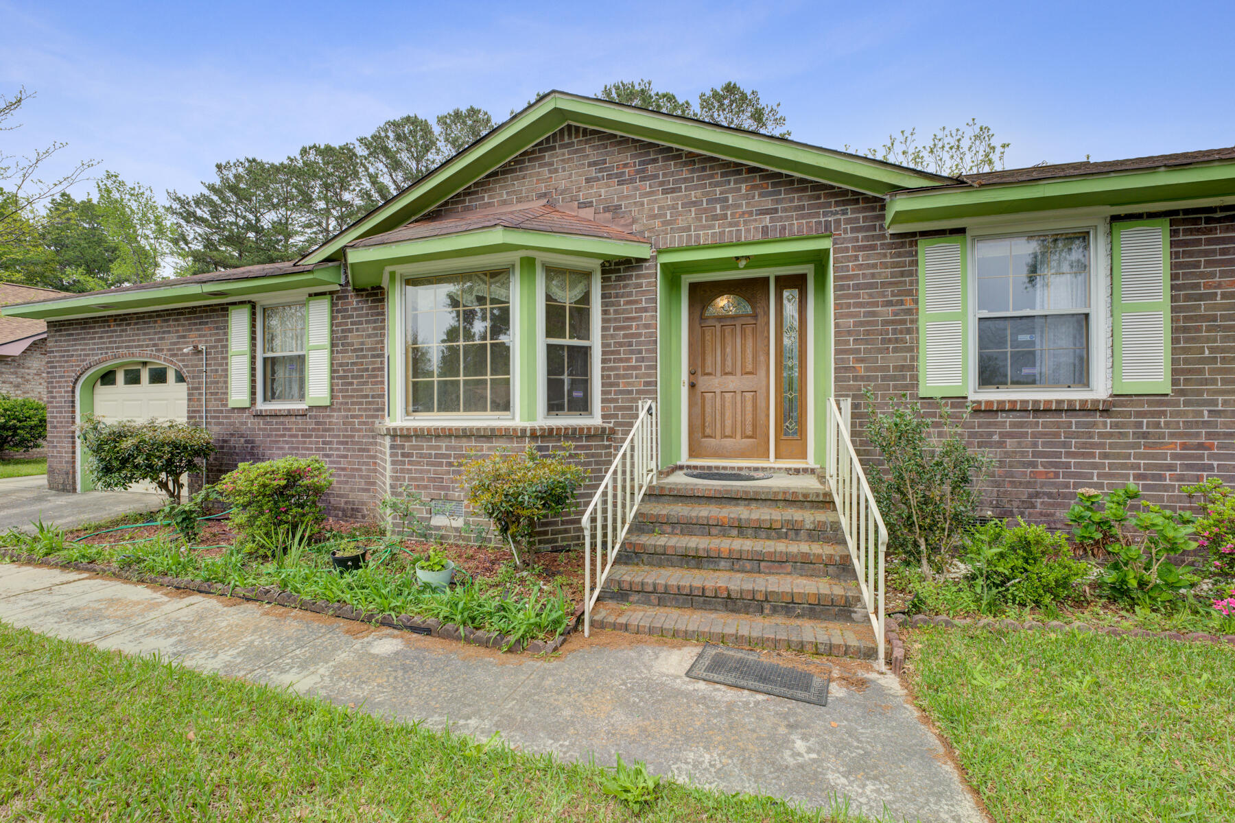 715 Cluster Pines Road Ladson, SC 29456 - Photo 4 of 36 715 Cluster Pines Rd, Ladson SC (4)