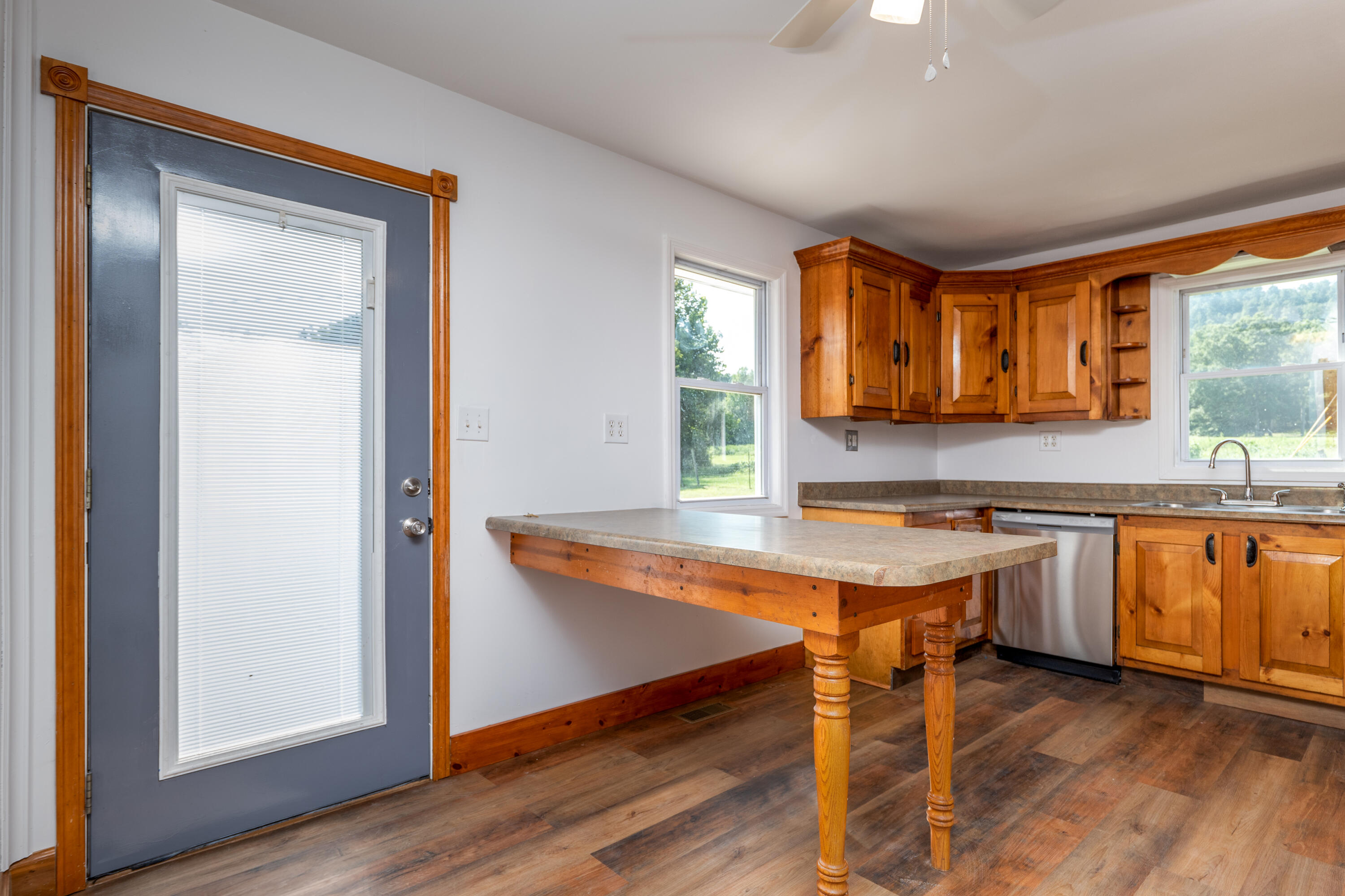 310 Lower Spruce Road Jeffersonville, KY 40337 - Photo 8 of 33 _1004093-Edit-Edit