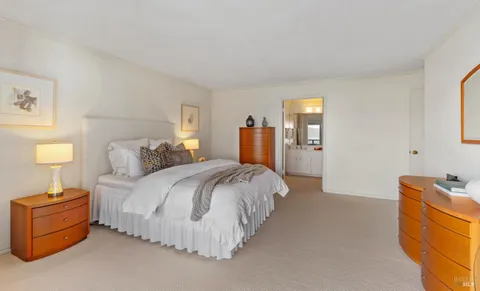 $4,377,000 | 266 Bayview Avenue, Belvedere, CA 94920