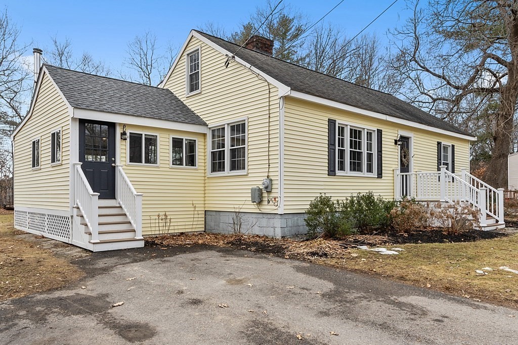 160 New Estate Road Littleton, MA 01460 - Photo 1 of 42 Gallery Image 1
