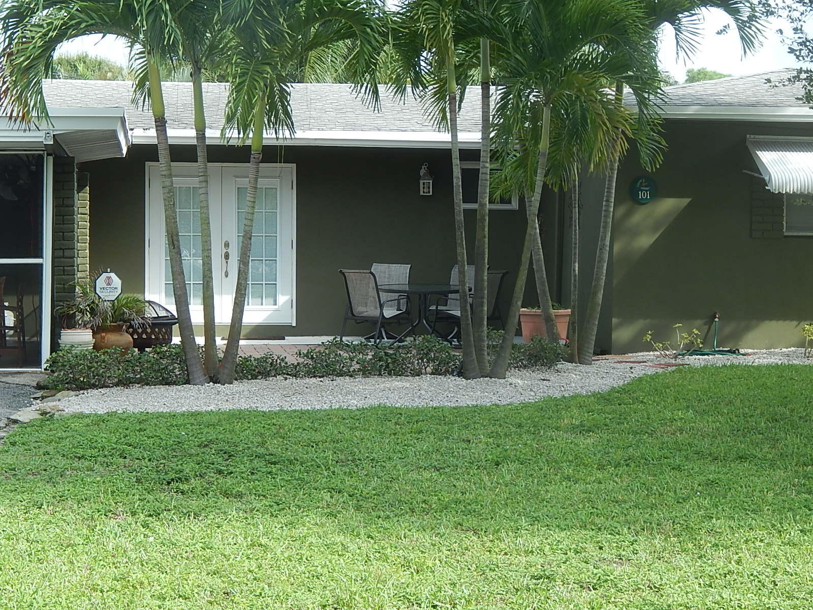 101 Norfolk Road Jupiter, FL 33469 - Photo 2 of 37 DSCN4854