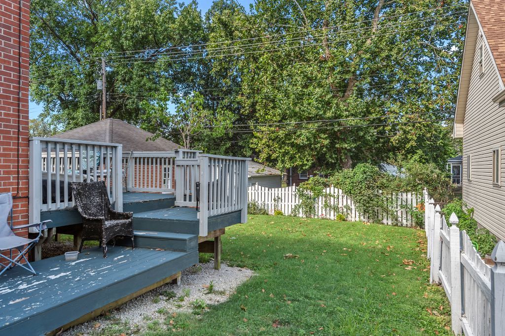 417 South Westlawn Avenue Decatur, IL 62522 - Photo 34 of 37