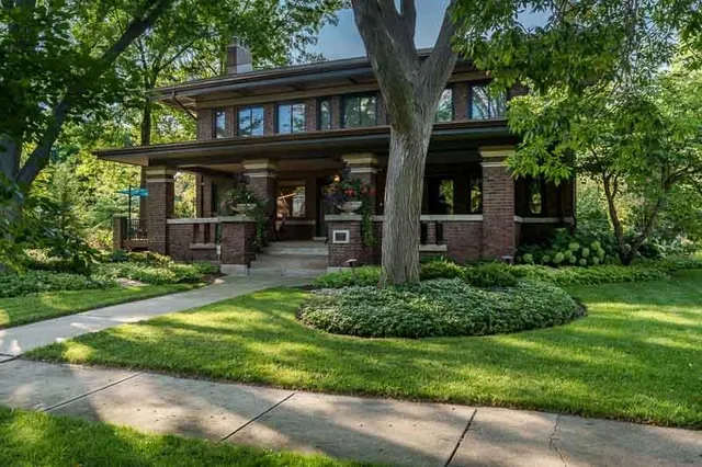 $475,000 | 1308 Harlem Boulevard, Rockford, IL 61103