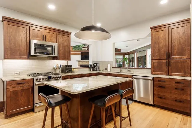 $475,000 | 1308 Harlem Boulevard, Rockford, IL 61103