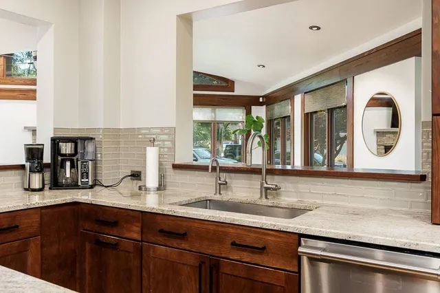 $475,000 | 1308 Harlem Boulevard, Rockford, IL 61103