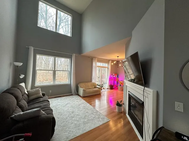 $2,000 | 7991 Everest Lane North, Maple Grove, MN 55311