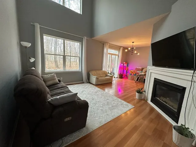 $2,000 | 7991 Everest Lane North, Maple Grove, MN 55311