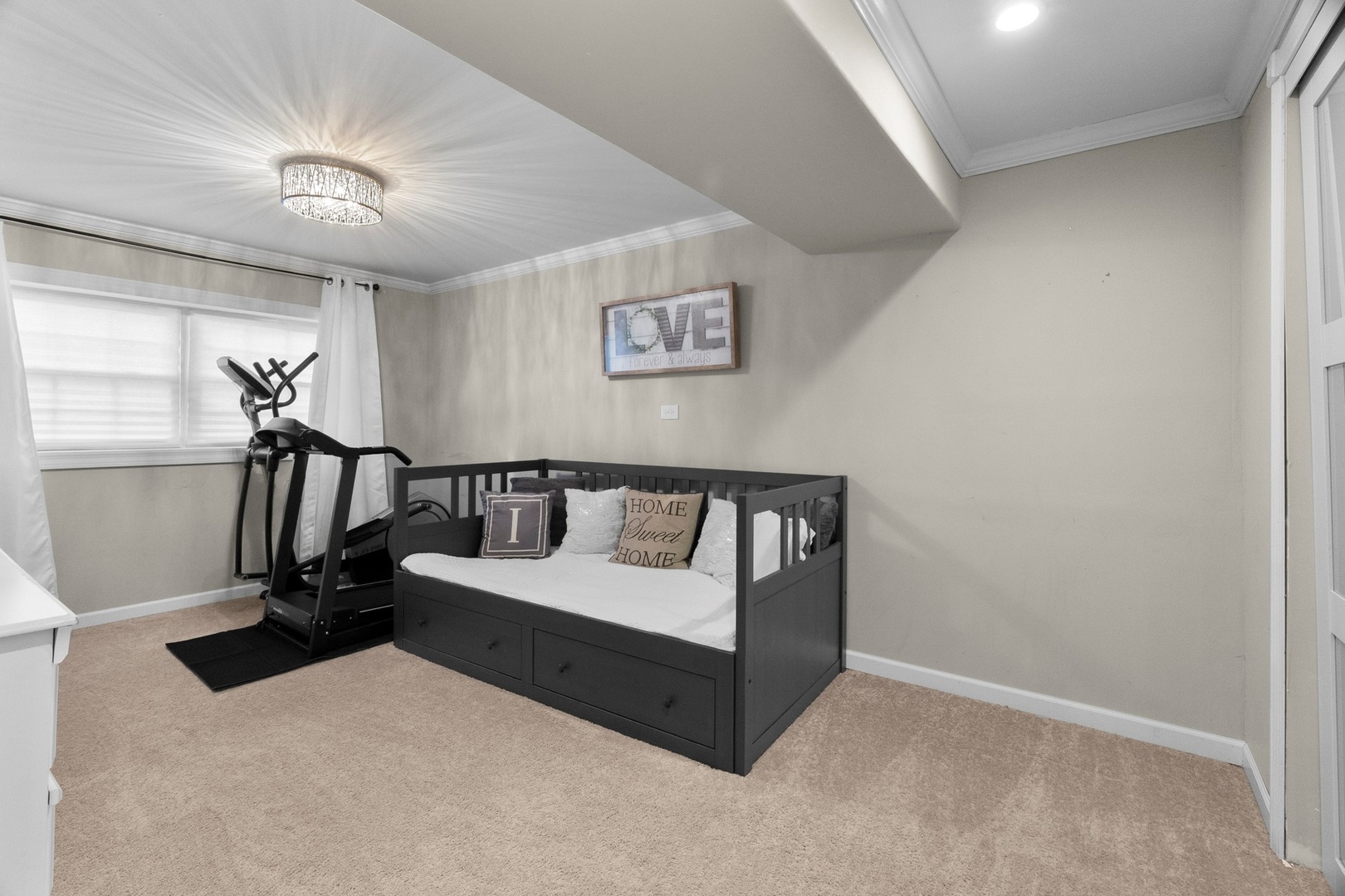 1345 Jefferson Road Hoffman Estates, IL 60169 - Photo 16 of 38 Gallery Image 16