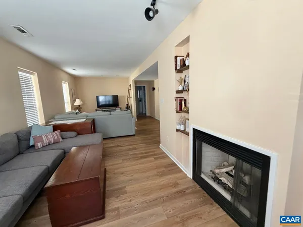 $3,750 | 2302 Fontaine Ave Extension, Unit B, Charlottesville, VA 22903