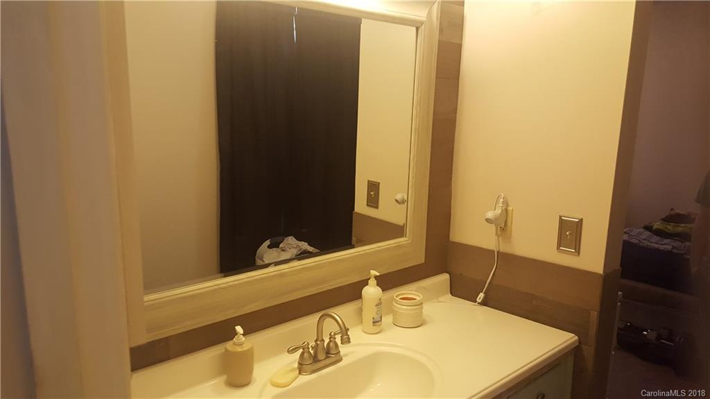 6406 Sullins Road Charlotte, NC 28214 - Photo 4 of 9 Gallery Image 4