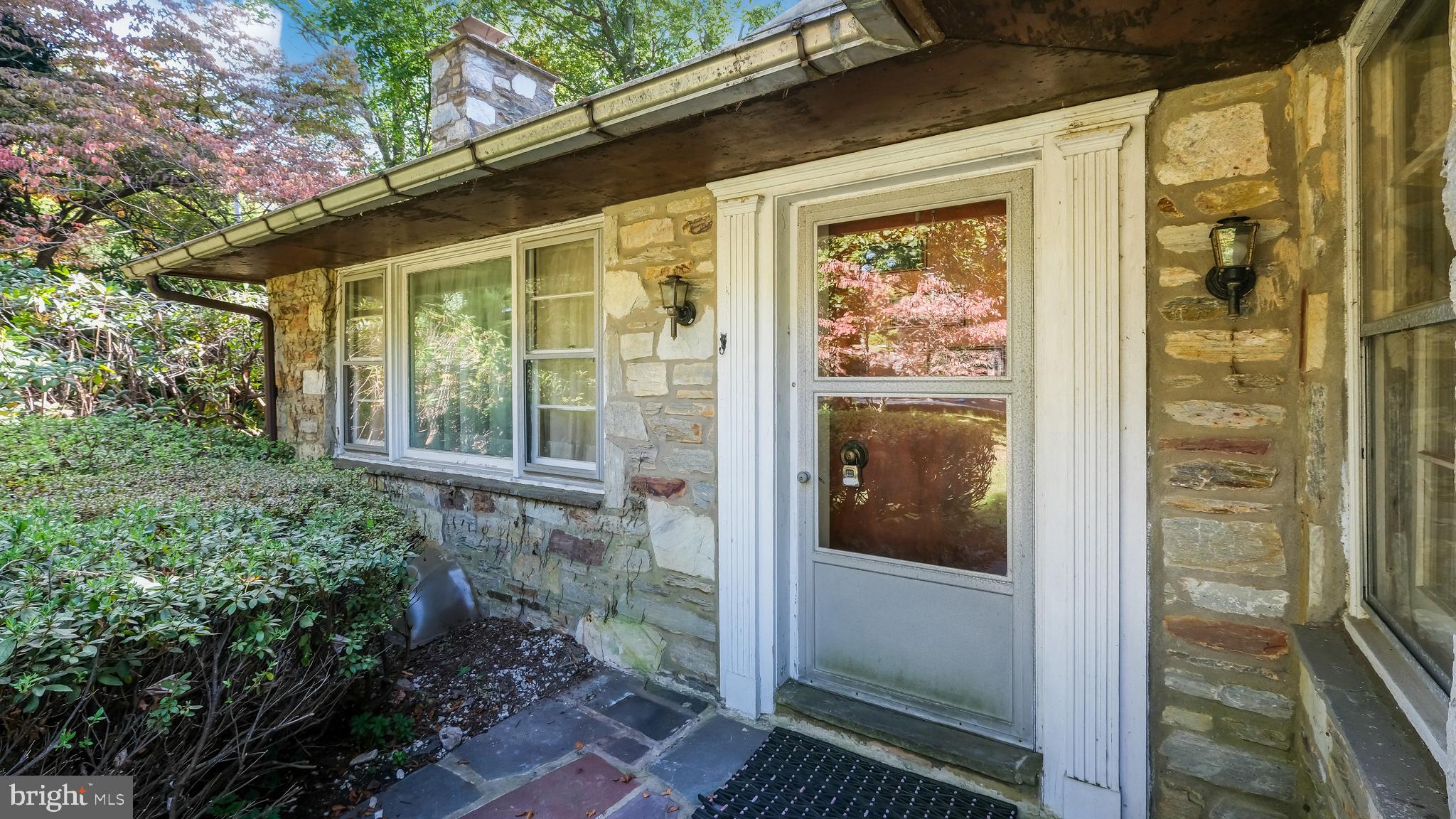 731 Crosswicks Road Jenkintown, PA 19046 - Photo 3 of 44 Gallery Image 3