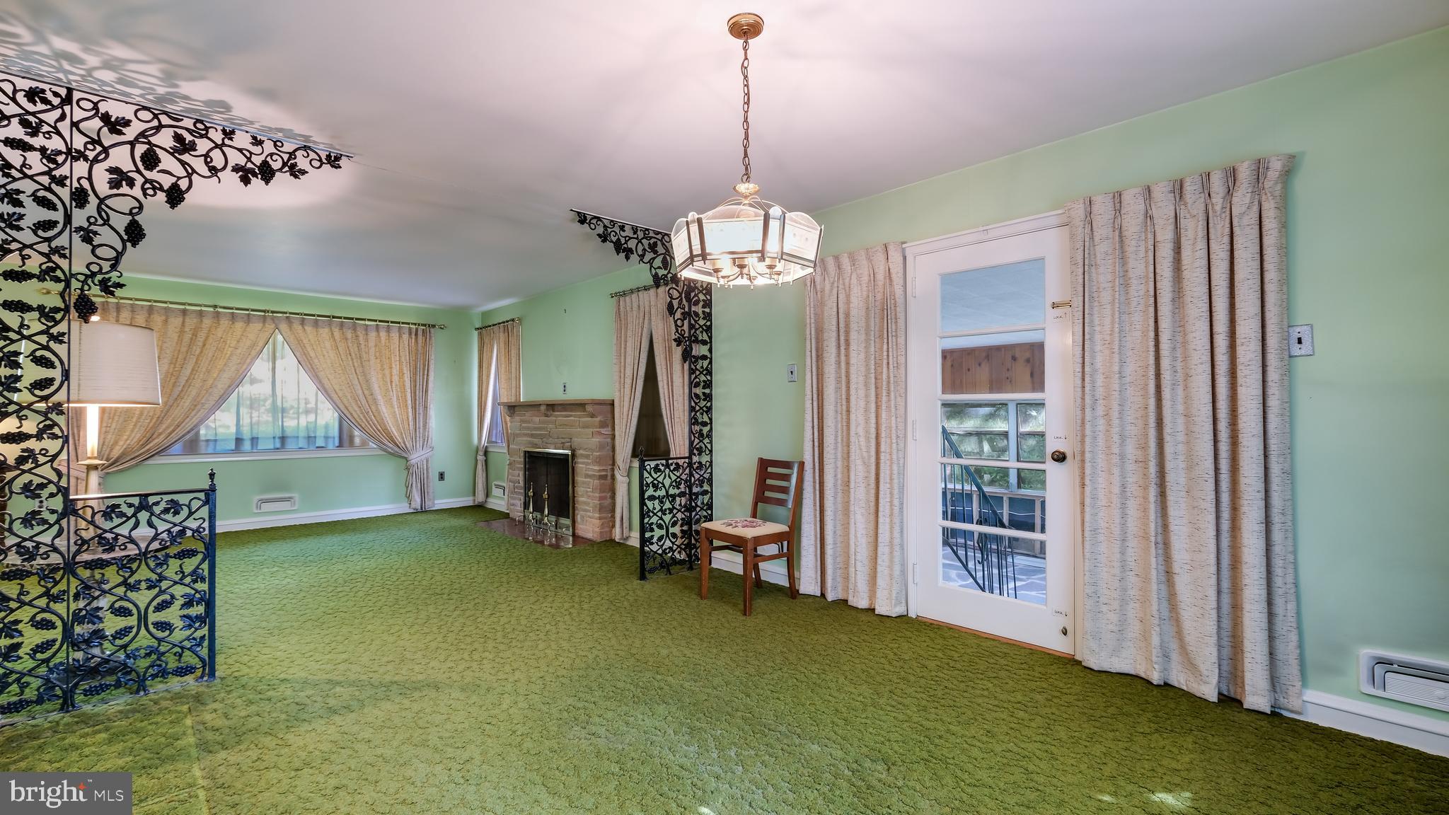731 Crosswicks Road Jenkintown, PA 19046 - Photo 8 of 44 Gallery Image 8