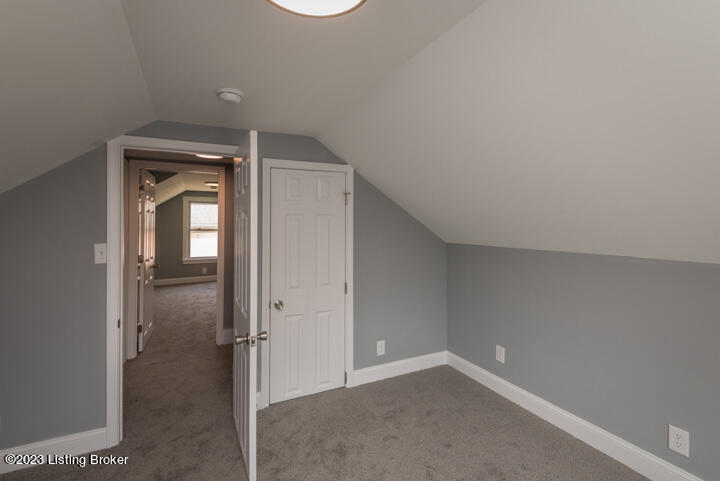 1638 Rangeland Road Louisville, KY 40219 - Photo 22 of 30 004