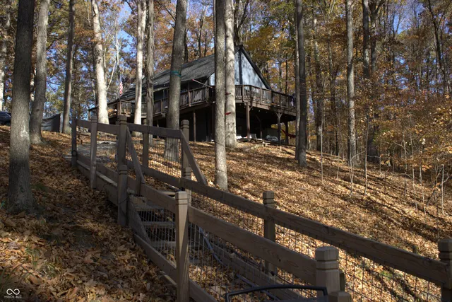 $569,000 | 6427 Buffalo Drive, Nineveh, IN 46164